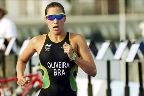 Campeã pan-americana em Guadalajara 2011, brasileira fechou a prova com o tempo de 1h22m / Foto: Washington Alves